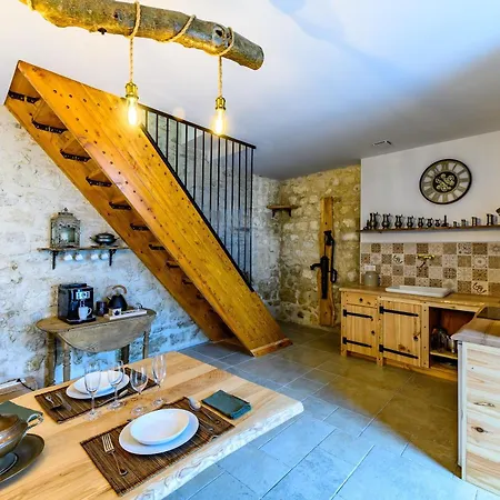 La Grange Des Richebourgs -